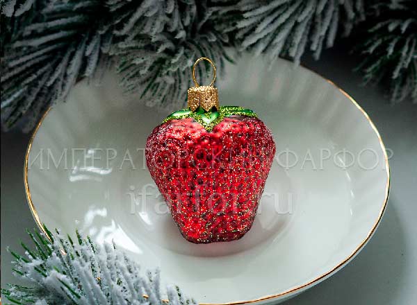 Christmas tree toy Strawberry