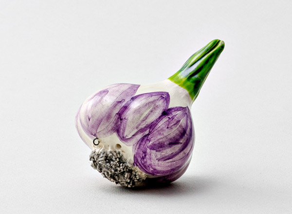 Sculpture Small sprouted garlic