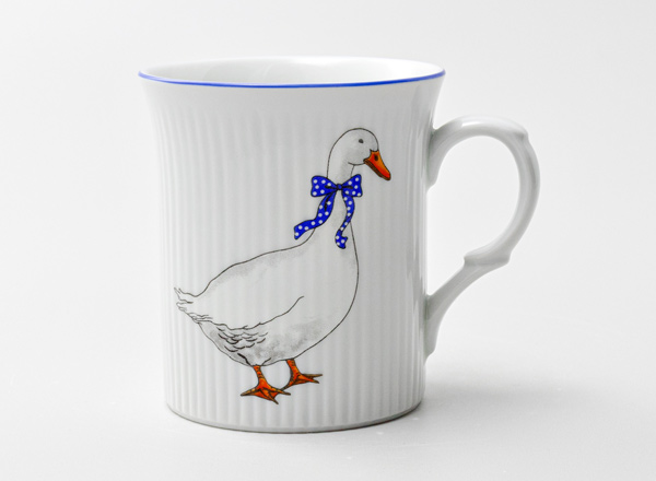 Mug Geese. One goose Kvetinovy pupen