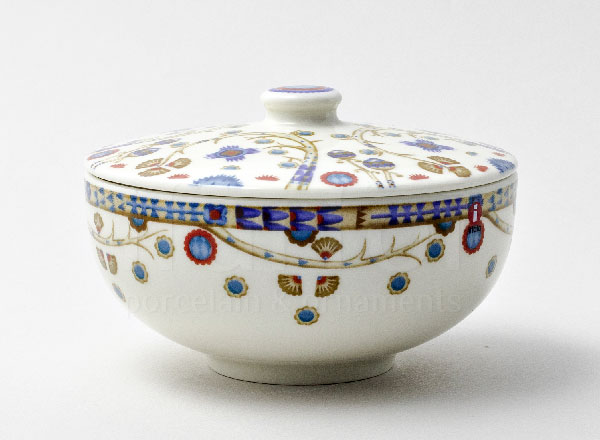 Tureen with a lid Taika (white) 