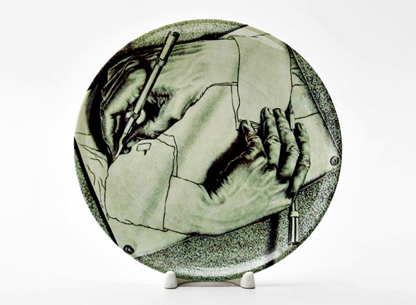 Decorative plate Escher Maurits Cornelis Drawing hands