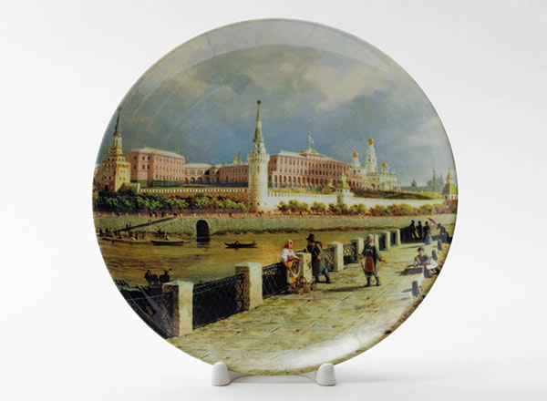 Decorative plate Vereshchagin Petr Petrovich View of the Kremlin from Moscow River bridge