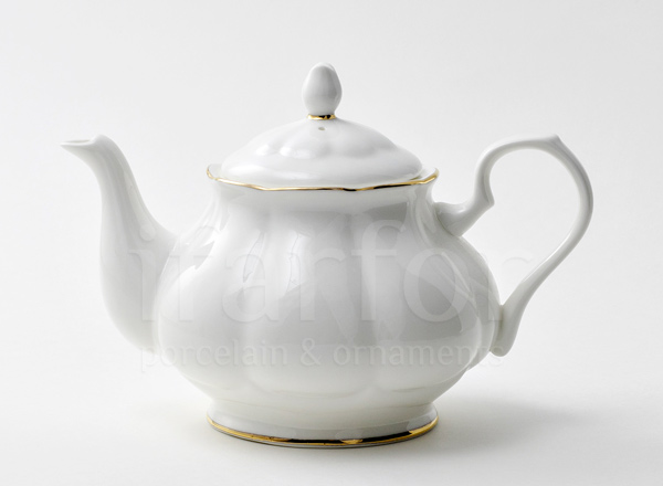 Teapot brewing Gold edging Magnolia