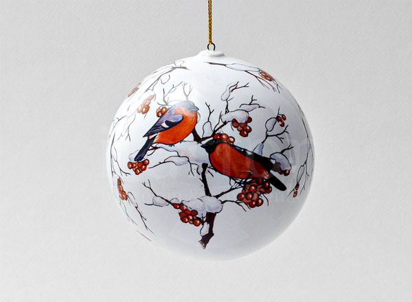 Christmas tree toy Ball medium smooth Bullfinches