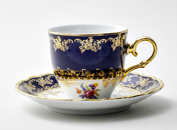 Cup and saucer tea Cobalt Flower Ophelia is tall