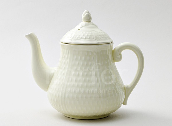 Teapot brewing PONT AUX CHOUX GIEN Provence