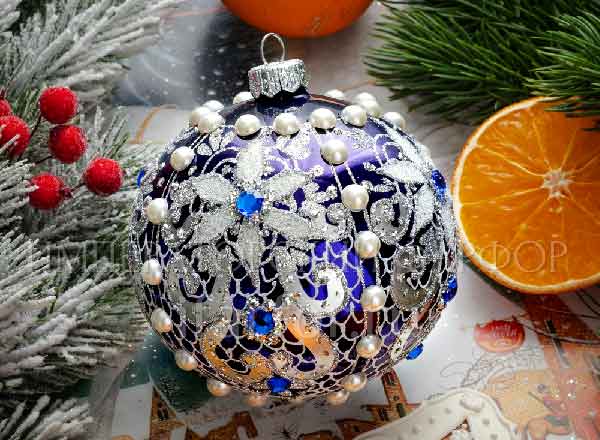 Christmas tree toy Big Christmas ball Blue diamond