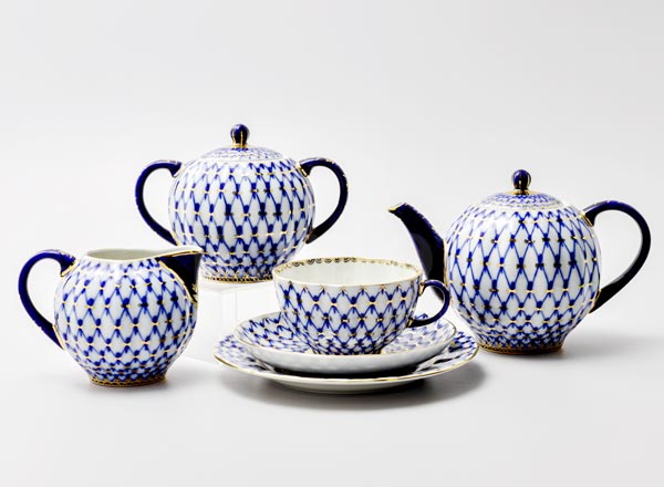 Tea Set Cobalt net 6/22 Tulip