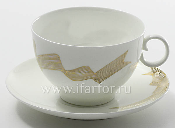 Cup and saucer tea Platinum bows Apple