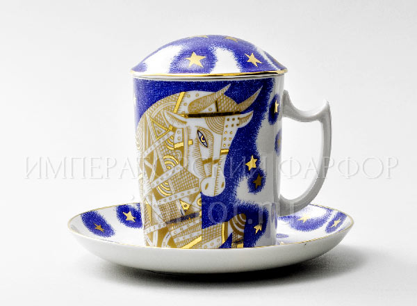 Mug with a lid and saucer Golden bull Snowing morning