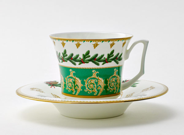 Cup and saucer tea Spruce branches Julia