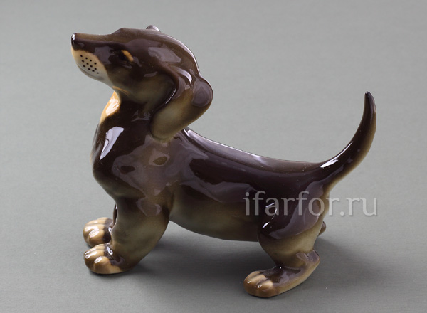 Sculpture Dachshund (big size) Indefined